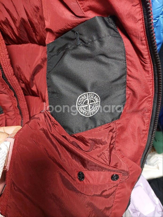 스톤아일랜드 써모 라이트코튼 패딩 버건디 100 백화점판--2