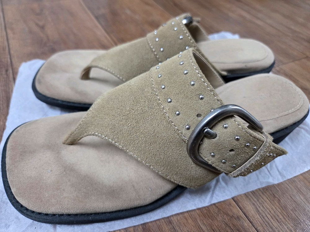 KHIHO 기호 스터디아 버클 플립플랍 베이지 샌들 240--1