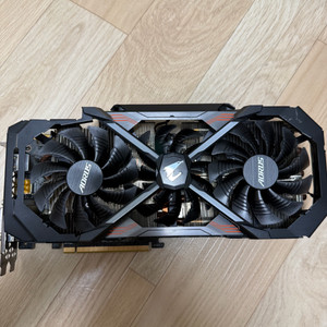 기가바이트 1080ti입니다