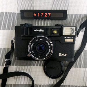 미놀타 하이매틱 AF 필름카메라 이미지