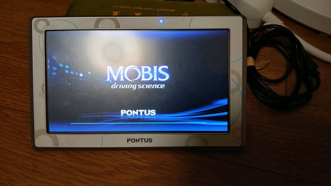 현대모비스 PONTUS SMART 7인치 내비게이션--1