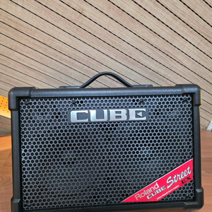 롤랜드 큐브 ex 앰프 4개 일관판매 (가격은 개당) 이미지