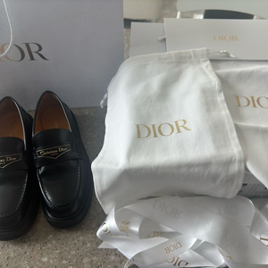 디올 보이로퍼 35.5 새상품급