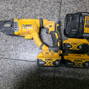 디월트263함마드릴팝니다