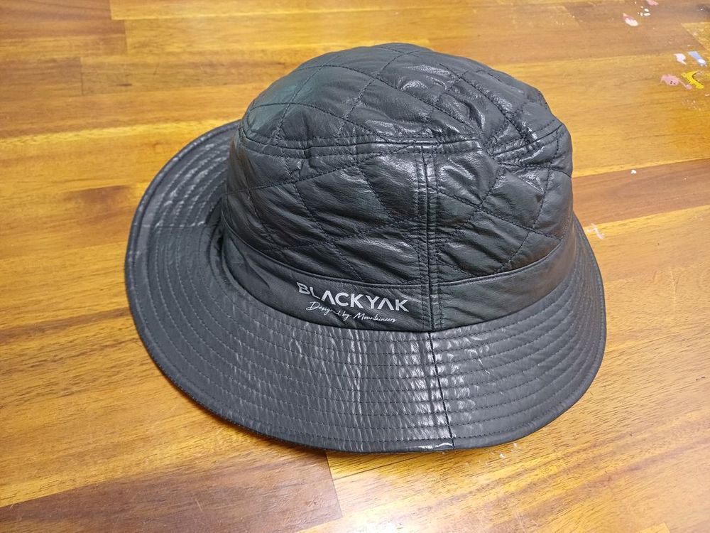 여성 블랙야크 고어텍스 퀄팅 등산모자 (58)--1