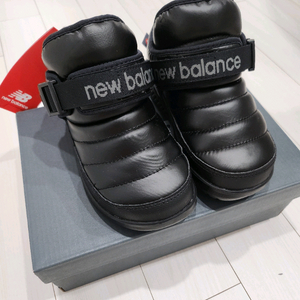 뉴발란스 키즈 글로시부츠 170