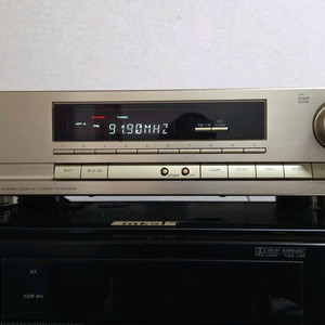 인켈 TX-5030G AM/FM 튜너입니다