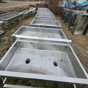 업소용 대형 스텐 싱크대 담금세정대 이미지