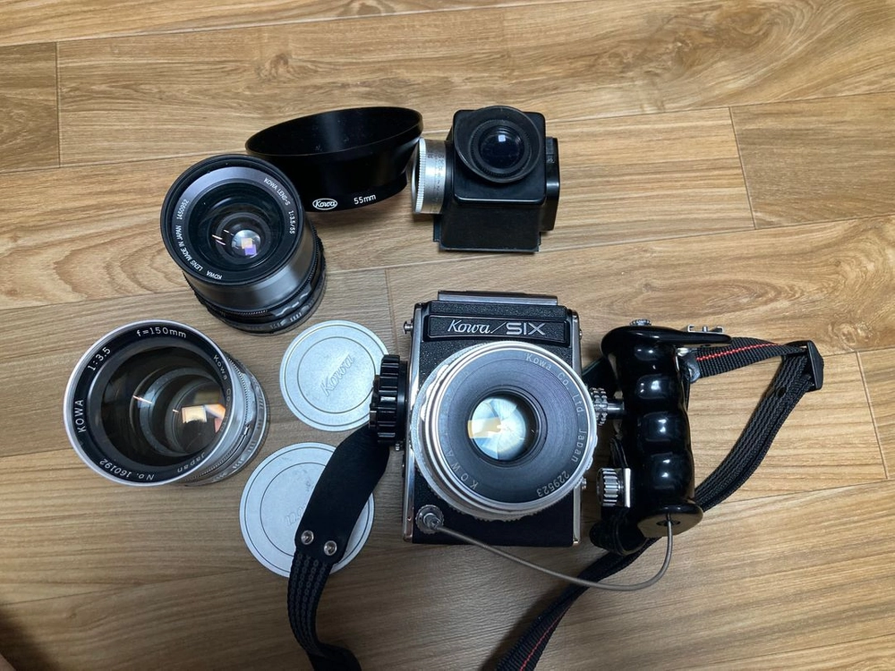 코와 식스(Kowa six) 6x6포맷 중형필름카메라 풀세트 (광각,망원렌즈, 악세서리포함) 이미지