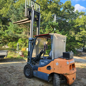 지게차 두산30 연락처,010 8577 5244