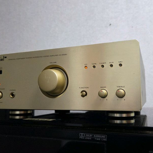 인켈 AX-858V 인티앰프입니다