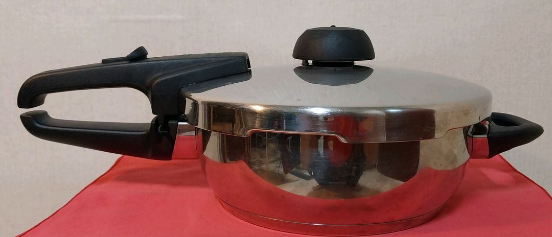 (중고)휘슬러 압력솥 팝니다(2.5리터)--2