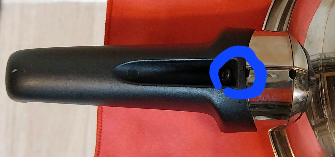 (중고)휘슬러 압력솥 팝니다(2.5리터)--7