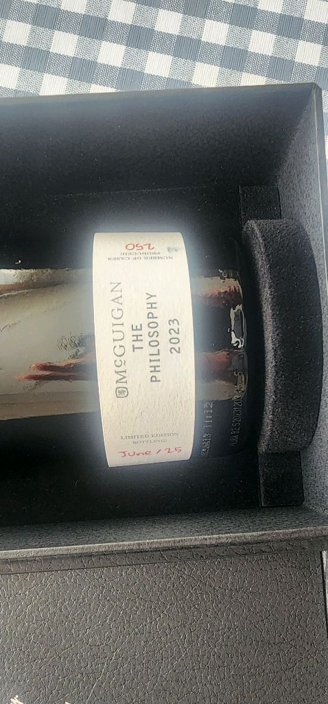 맥큐인 더 필로소피 와인 이미지