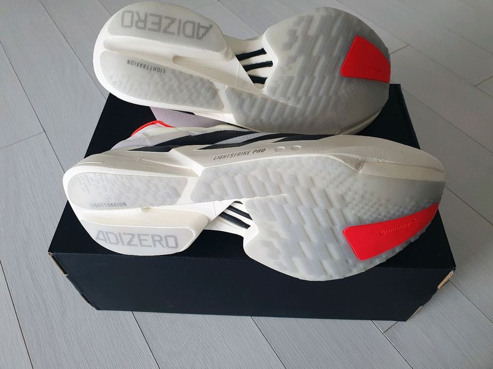 (새상품)아디다스 아디제로 프로4 265 러닝화--2