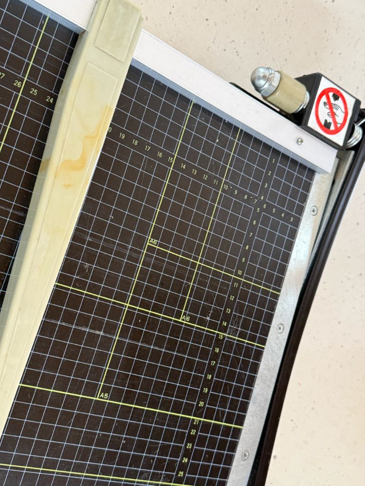 아톰 작두형 재단기 이미지