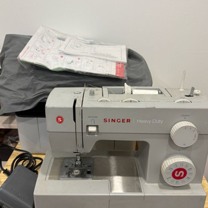 싱거 Heavy Duty 4423 미싱