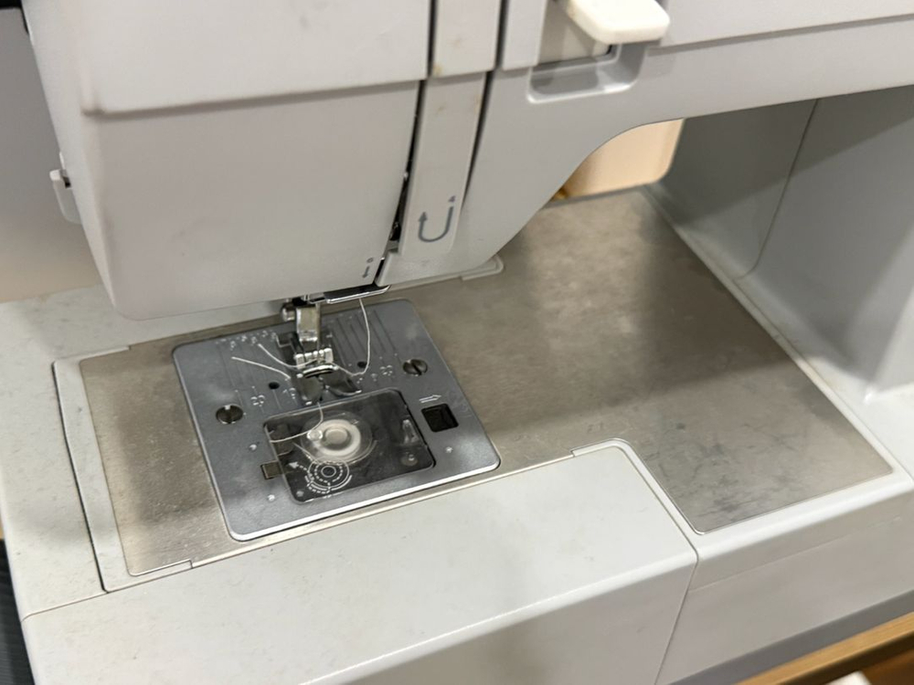 싱거 Heavy Duty 4423 미싱--1