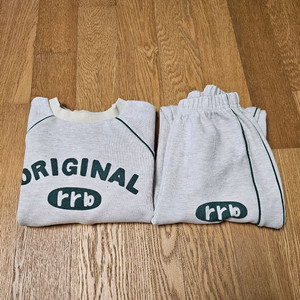 런레빗셋업.120사이즈