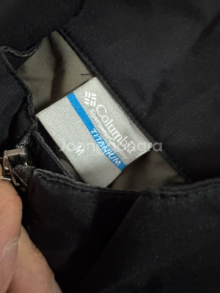 컬럼비아 티타늄 고프코어 나일론 베스트--2