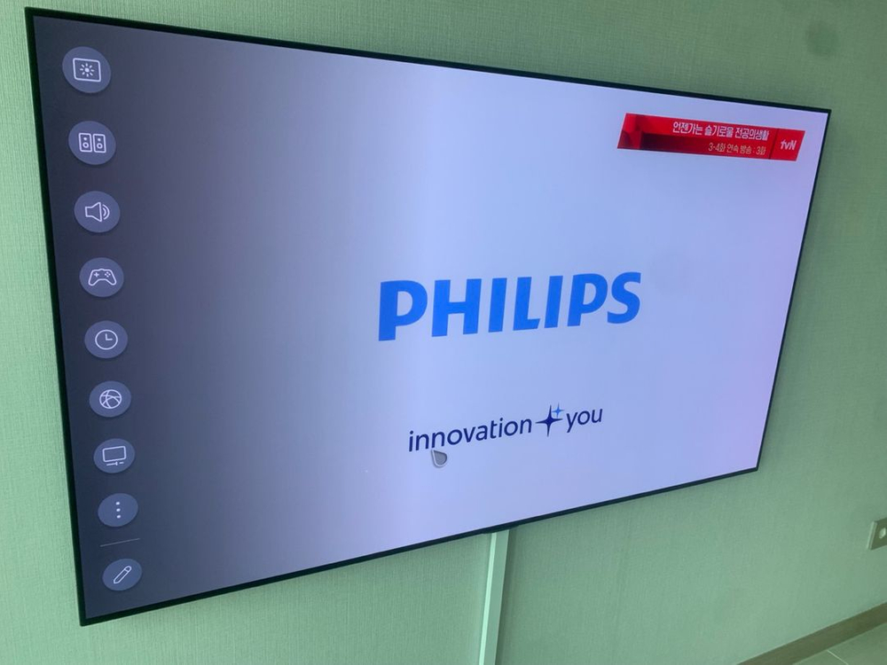 LG OLED(올레드) 65인치 갤러리 벽걸이 TV--1