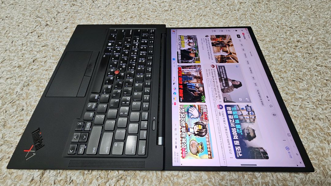 레노버 씽크패드 X1 카본 carbon gen9 이미지