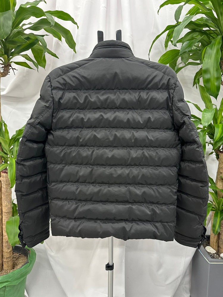 [정품] 프라다 삼각로고 다운 숏 패딩 자켓 48사이즈 이미지