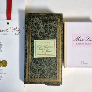 불리 레 비지날 바디로션 베트라브 디라크 에 뤼바르브 디집트 +미스디올+불리 핸드 크림