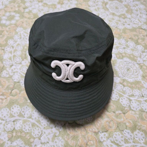 셀린느 트리오페 버킷햇 남여공용