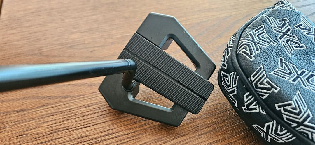 카네정품 PXG 앨런 블랙 제로토크 퍼터 33인치 입니다.--2