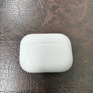 에어팟프로 2세대 C타입 본체
