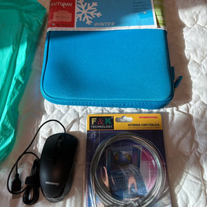 뉴비아 노트북 파우치 + 마우스 + 잠금장치