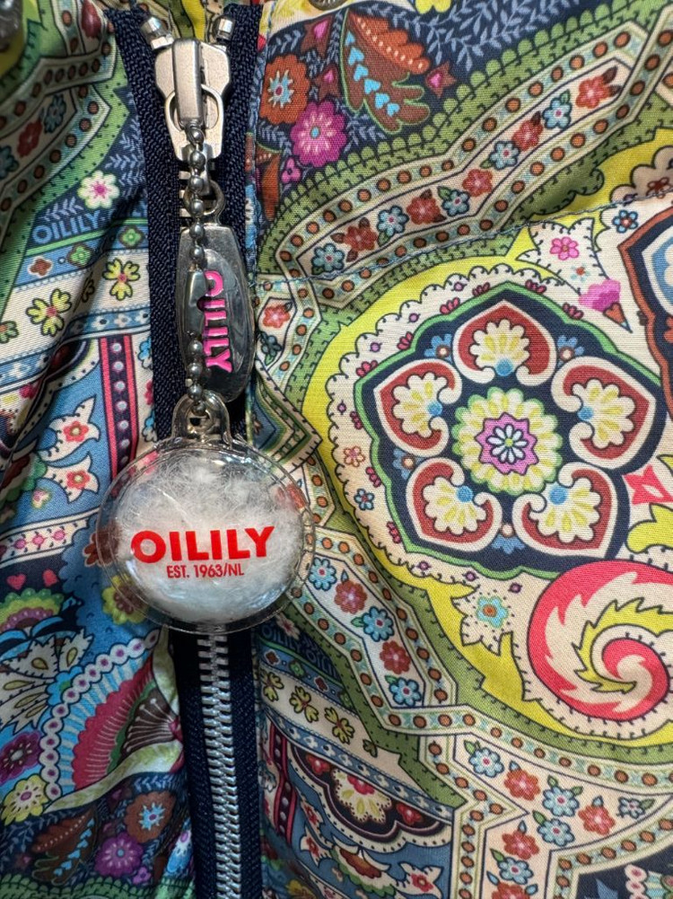 오일릴리 패딩--4