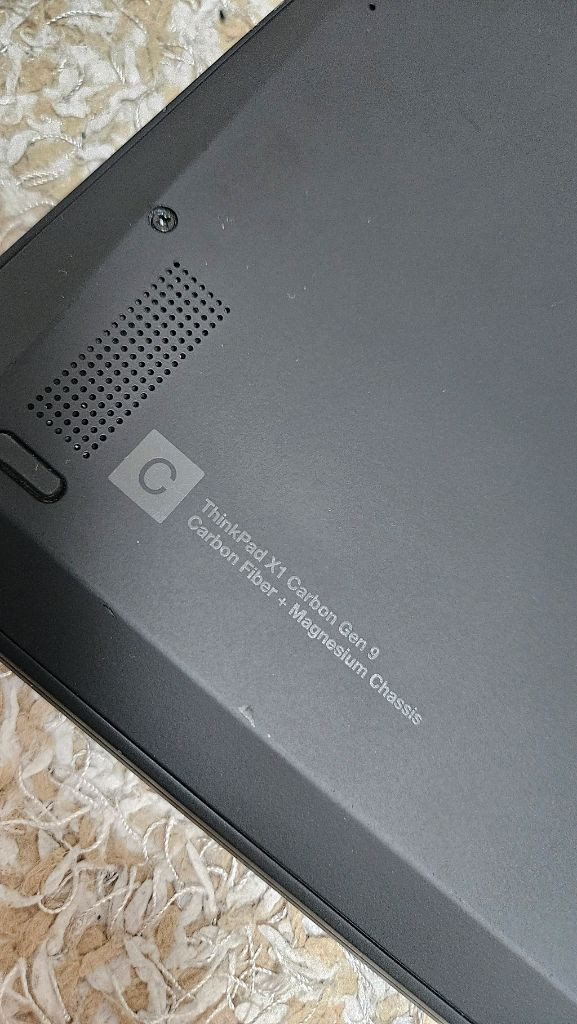 레노버 씽크패드 X1 카본 carbon gen9 이미지