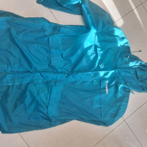 등산, 캠핑, 야외활동에 딱! 통기성 좋은 우비 레인코트 판초우의