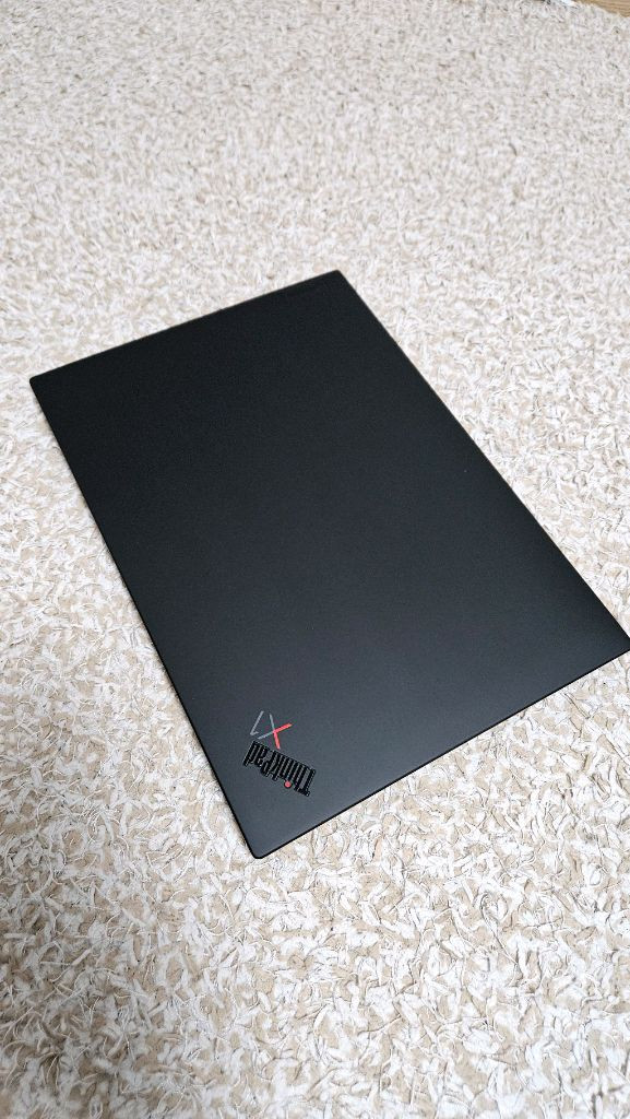 레노버 씽크패드 X1 카본 carbon gen9 이미지