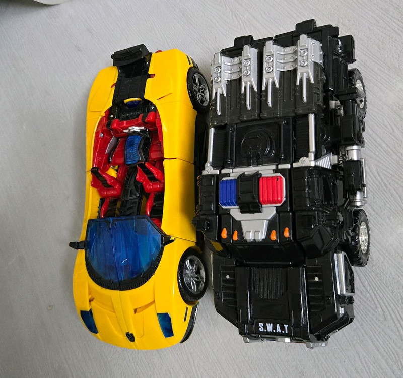 변신 로봇 장난감 세트--1