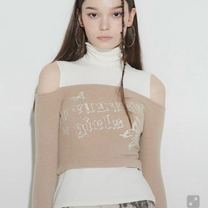 러브이즈트루 OW 레이어드 터틀넥 베이지 (무신사 구입/ 새상품)