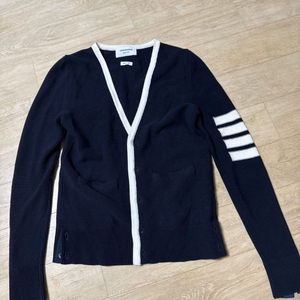 톰브라운 가디건 네이비 00 사이즈 여성 44-55반 가능 이미지