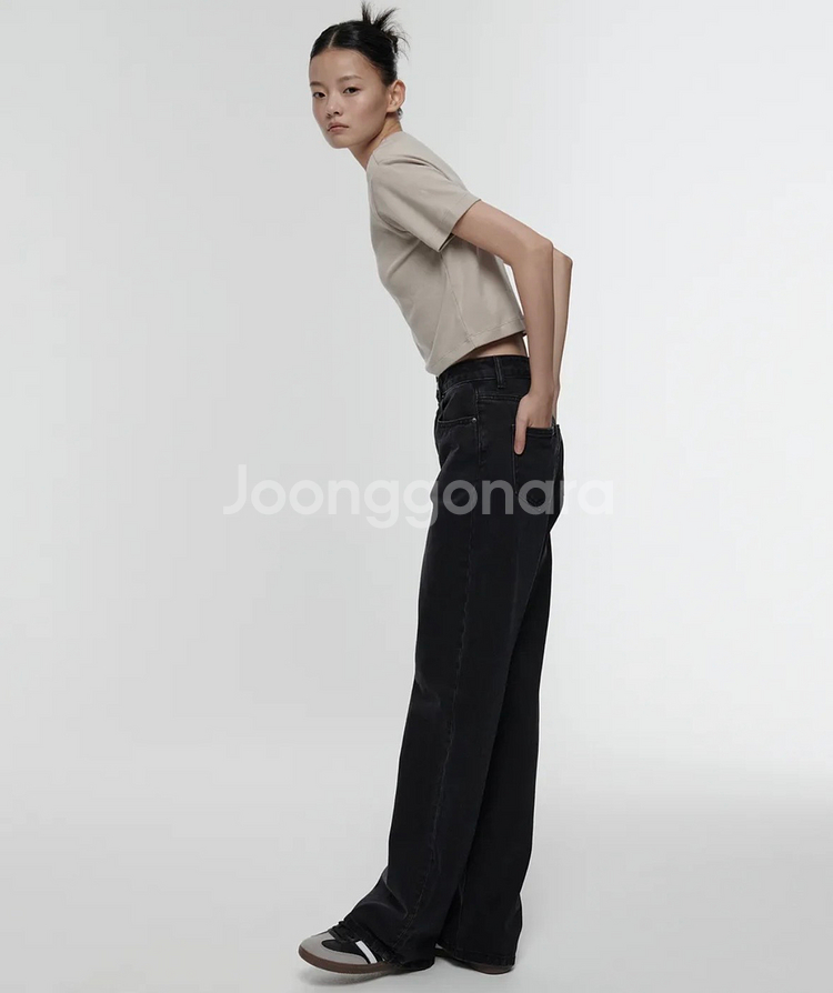 [무신사스탠다드] 우먼즈 와이드 데님 팬츠 (워시드블랙) / 25 사이즈 / 새상품--4