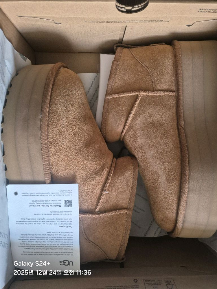 UGG ULTRA MINI PLATFORM 250mm--3