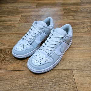 나이키 덩크 로우 235