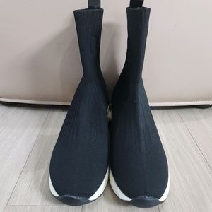 블랙 삭스 스니커즈 230mm (새상품)