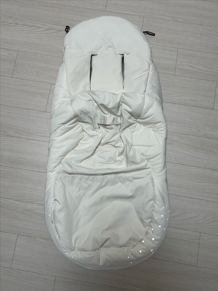 부가부 풋머프 화이트 색상 이미지