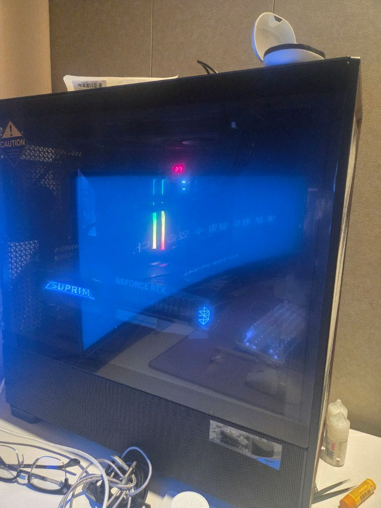 라이젠9900x3d 5090 램 96GB 본체 판매--0