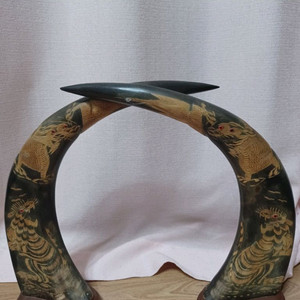 전통 문양 장식 유기