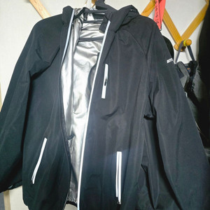 베러댄라이프 땀복 xl 미사용 팝니다(집업, 후드집업) 이미지