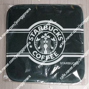스타벅스 방석 2개(개당 9천원) 팝니다. (1만7천원)