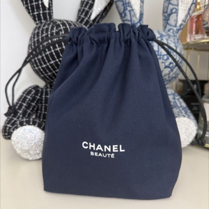 샤넬 코스메틱 양면 복조리 스트링 파우치