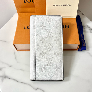 [S급/정품] 루이비통 화이트 옵틱 브라짜월릿 장지갑